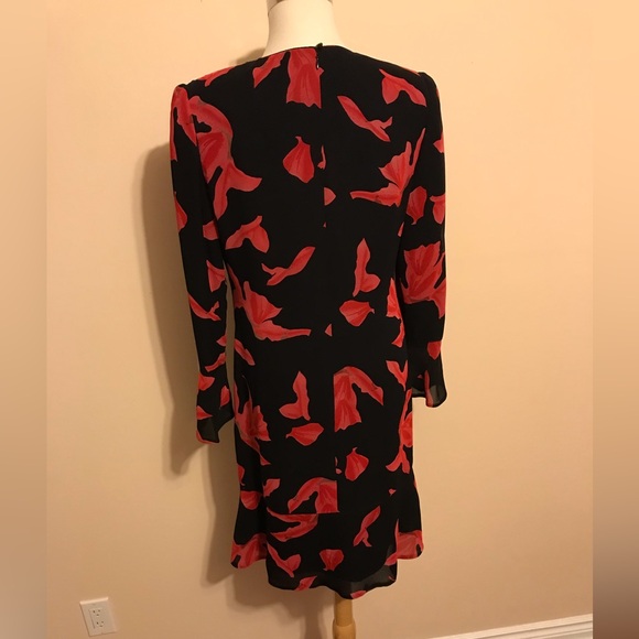 David Hayes Women’s Silk Dress - Picture 5 of 10